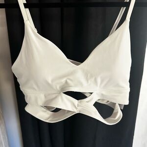 V Neck Crossover Underband Lululemon Bra in color Bone